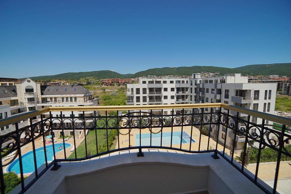 Harmony Suites Apartment Sveti Vlas Exterior foto